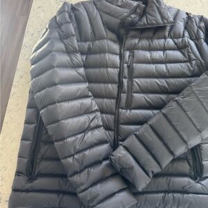 The North Face Men's Charcoal Puffer Jacket